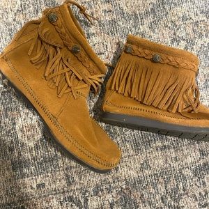 Minnetonka Ankle Boot Moccasin